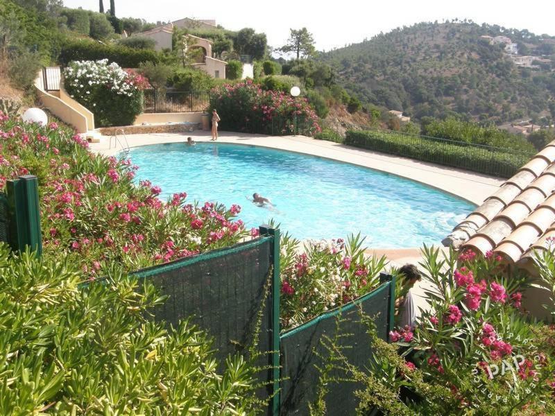 Haut De Mazet Vue Mer Et Piscine Partagee Lägenhet Roquebrune-sur Argens Exteriör bild